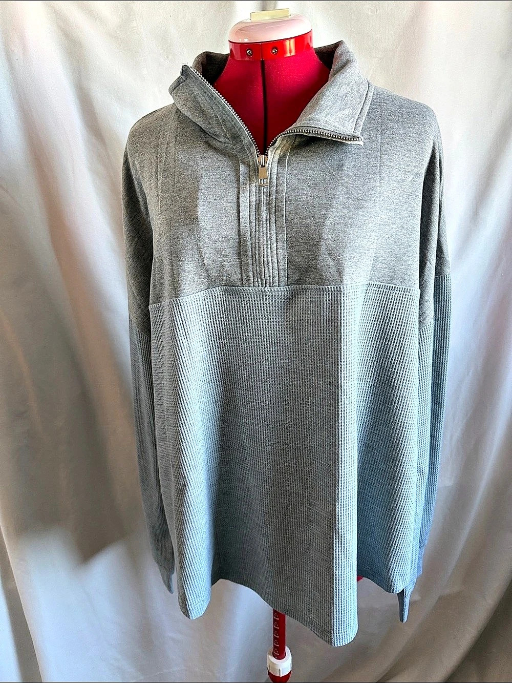 Gray Quarter-Zip Pullover Size 2XL Like New